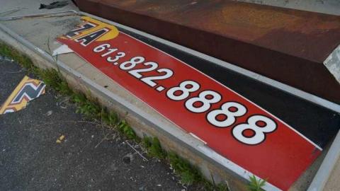 Old Pizza Smell - Carlos-Pizzaria7.jpg