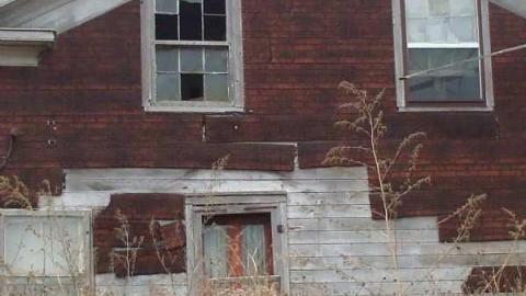 Creepy House -photo set #2 - Woodstock-1940s-House41.jpg