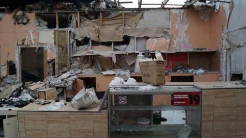 Old Pizza Smell - Carlos-Pizzaria29.jpg