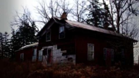 Creepy - Woodstock-1940s-House42.jpg