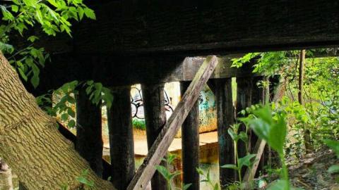 East of West - Schneider-Crk-Rail-Bridge-19037.jpg