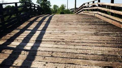 Sandbar St. - Sarnia-Rd-House,-Private-Drive32.jpg