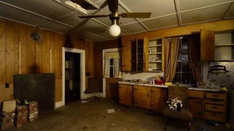 Fuzzy Toilet - DSC_3391.jpg