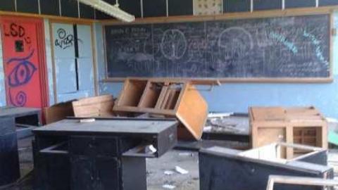 Early June 2014 - Alderwood-Collegiate-Institute120.jpg