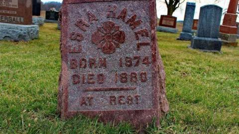 A Sideroad in Life - Ratzburg-Pioneer-Cemetery24.jpg