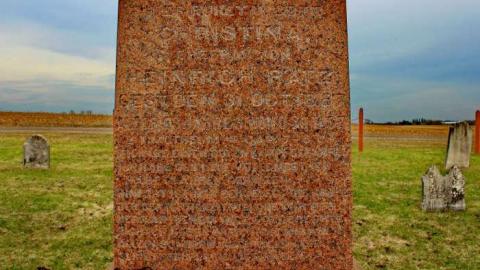 A Sideroad in Life - Ratzburg-Pioneer-Cemetery7.jpg