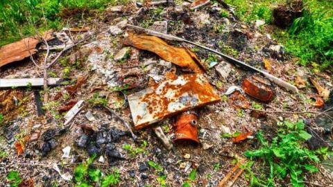 Gate Closed - 850-N-Big-Island-Rd28.jpg