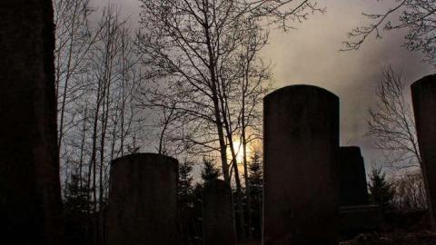 Nith River Relatives - Old-Christner-Cemetery6.jpg