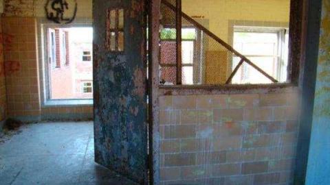 Sinful Sweetness's Images - Burwash-Correctional-Prison133.jpg