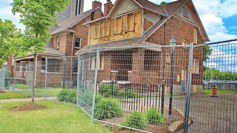 No Hope on Mt. Hope - ParkKing-Lot29.jpg