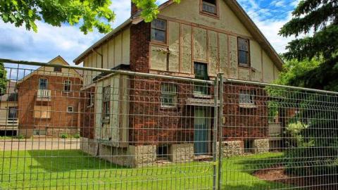 No Hope on Mt. Hope - ParkKing-Lot36.jpg