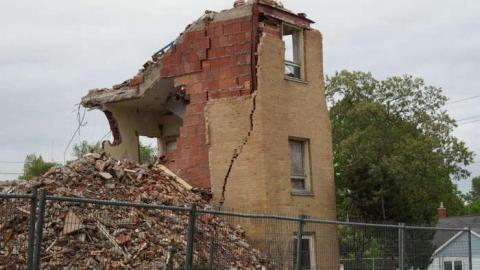 Demo in progress - Smiths-Falls-Hospital96.jpg