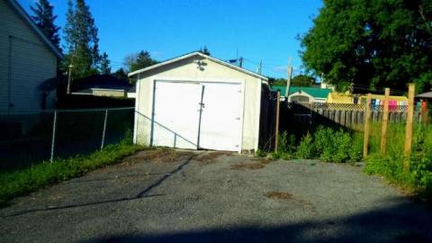 the house - 1205-Shillington-House8.jpg