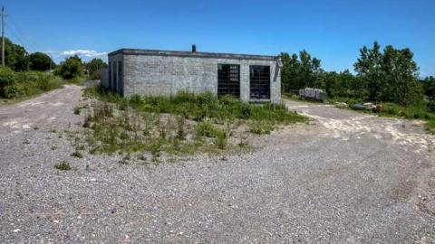 June 2014 - Old-Gravel-Pit12.jpg