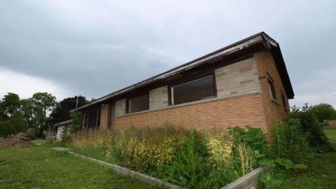 No Windows - Fanshawe-Motors-House5.jpg