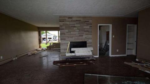 No Windows - Fanshawe-Motors-House7.jpg