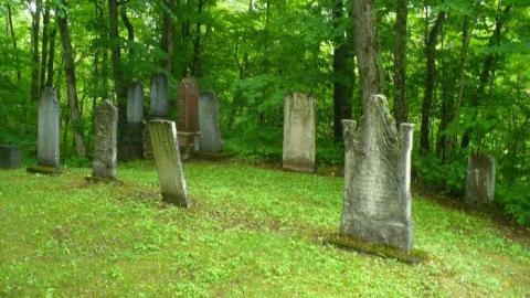 Butters - Butters-Cemetery4.jpg