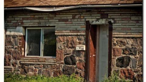 Exterior shots - Two-At-The-End7.jpg