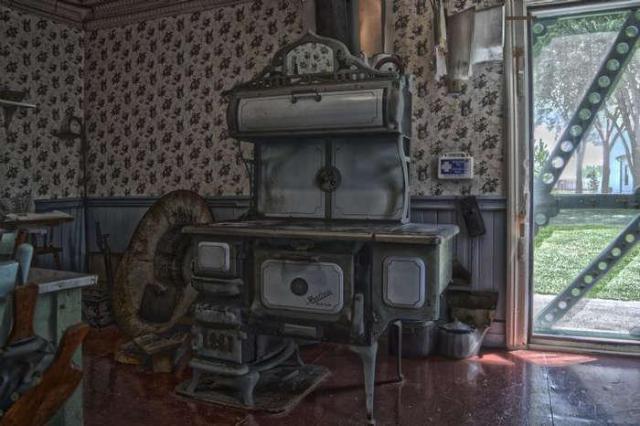 Moore Museum Village photo 4