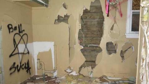 Locked out June 14/14 - Quaker3.jpg