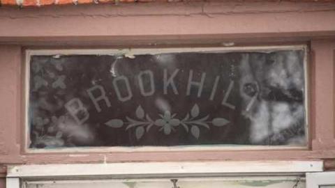 Yes I can!  :) - Brook-Hill-Home135.jpg