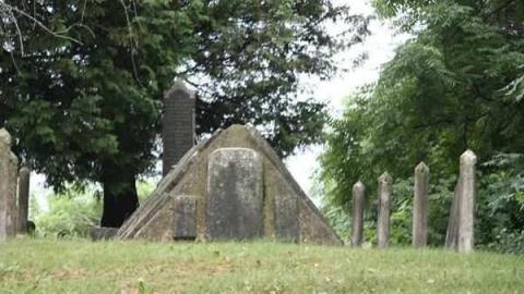 White Porter Cemetery - WhitePorter-Cemetery4.jpg