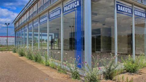 Just Business - Hespeler-Vacancies20.jpg