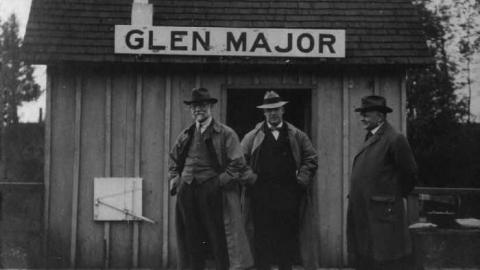 Photo from Vintage Glen Major