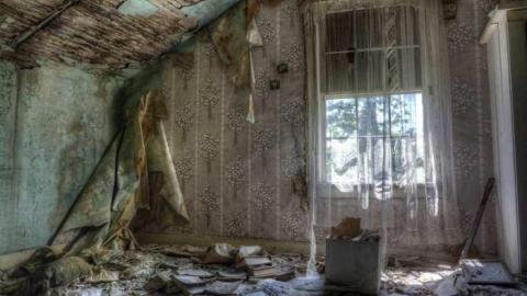 EgS - The-Smiths-Home35.jpg