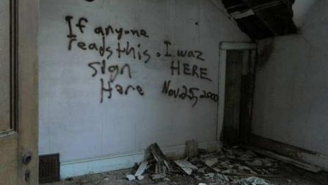 Upstairs - DSCN7377.jpg