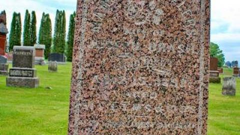 Natives of Scotland - Ratho-Pioneer-Cemetery35.jpg