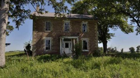 June 2014 - Ingersoll-Farmhouse12.jpg