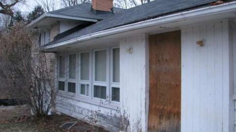 East of the 4 Corners - Altona photo 5