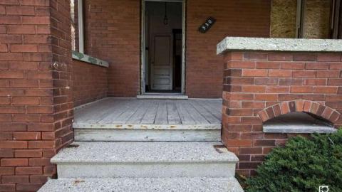 Park St. homes - ParkKing-Lot2.jpg