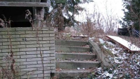 Jan 2011 - Sideline-28-Ranch-w.-Indoor-Pool15.jpg