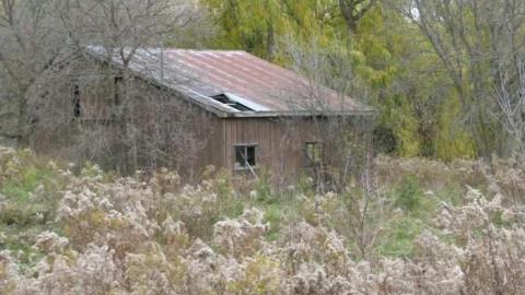 Jan 2011 - Sideline-28-Ranch-w.-Indoor-Pool17.jpg