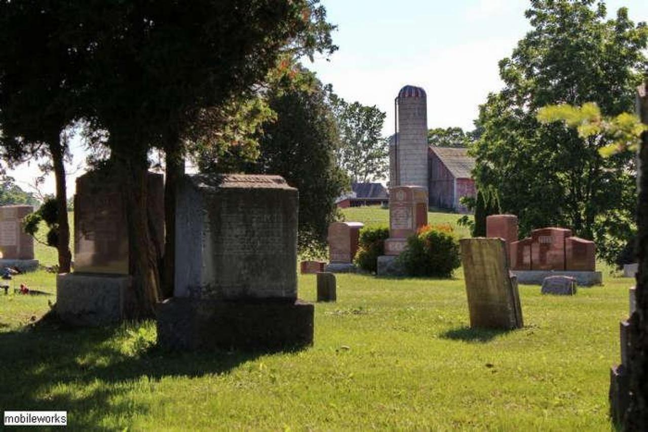 Gilbert bought this farm - Harris-St.-Pioneer-Cemetery25.jpg