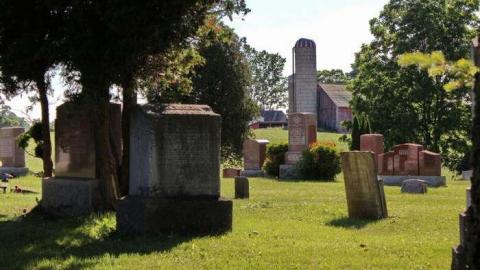 Gilbert bought this farm - Harris-St.-Pioneer-Cemetery25.jpg