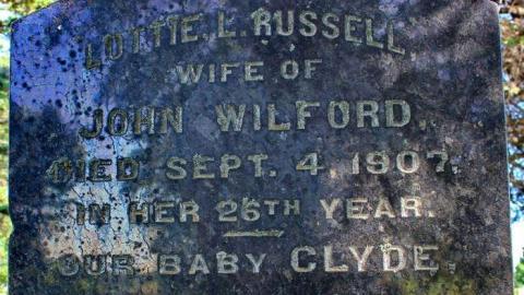 Gilbert bought this farm - Harris-St.-Pioneer-Cemetery26.jpg