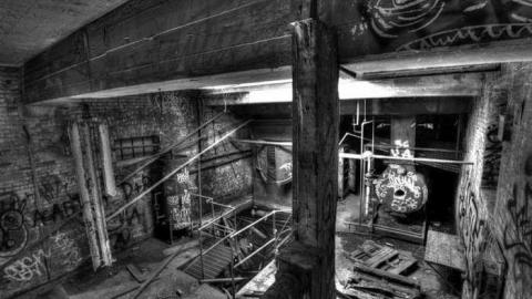 12 July 2014 - Linseed-Factory17.jpg