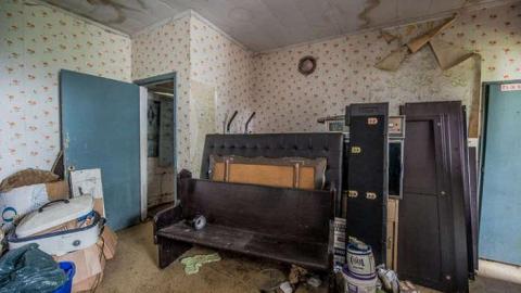 Not Sure - GND FM3-4928.jpg