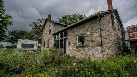 Not Sure - GND FM3-4931.jpg