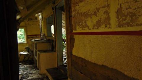 Pass Lake Collapsed Cabin - Pass-Lake-Collapsed-Cabin8.jpg