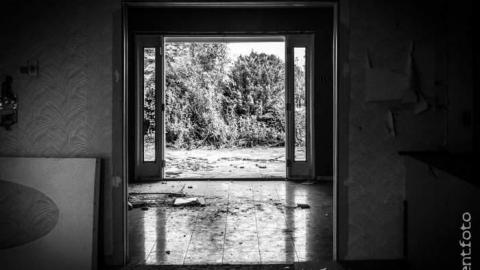 Goodbye old House - Goodbye-old-Home2.jpg