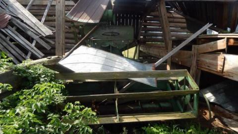 Combine Collapse - Collapse-On-A-Combine8.jpg