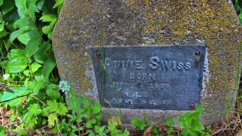 Time Standing Still, Hill - St.-Patrick-Catholic-Cemetery12.jpg