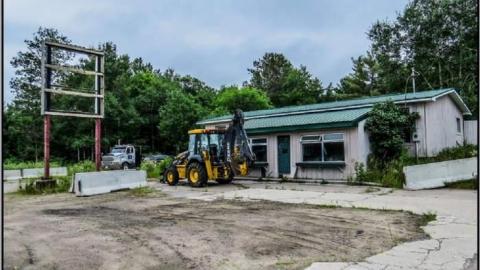 Then and Now - Muskoka-Wildlife-Centre8.jpg