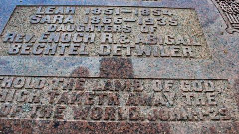 Roseville Cemetery - Detweilers-Meetinghouse-185547.jpg