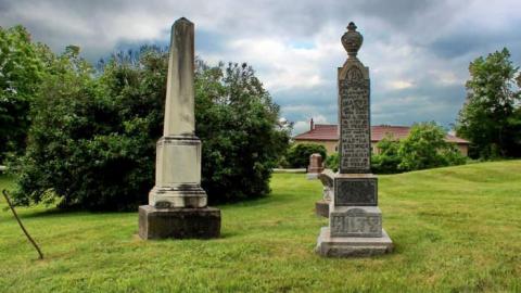 Irish Settlers - Ballinafad-Pioneer-Cemetery4.jpg
