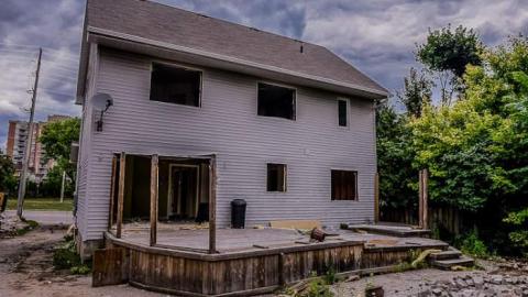 Smashing Three photo 3